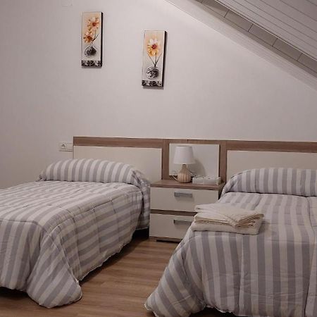 פונפרדה Apartamento Temple I מראה חיצוני תמונה